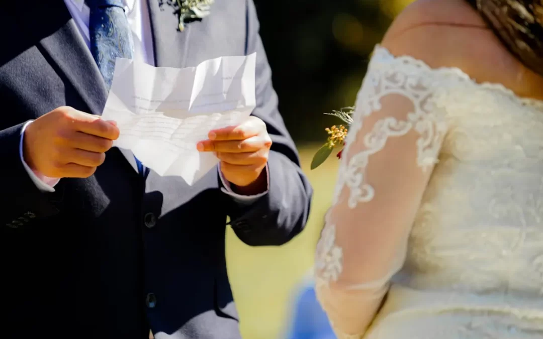 personalised vs traditional wedding ceremony vows